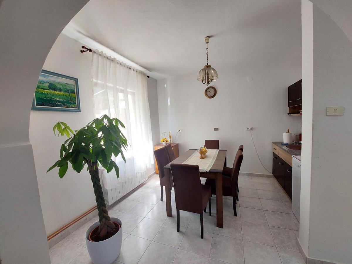 Holiday Home Milanovic Cetinje Esterno foto